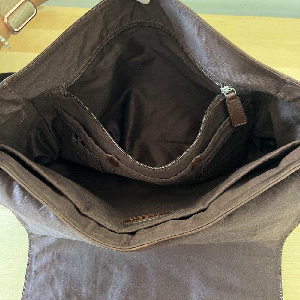 Vintage fossil leather messenger bag - Picture 8 of 12